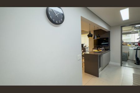 Apartamento à venda com 131m², 3 quartos e 2 vagas Apartamento à venda com 131m², 3 quartos e 2 vagasCozinha e Área de Serviço