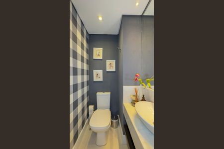 Apartamento à venda com 131m², 3 quartos e 2 vagas Apartamento à venda com 131m², 3 quartos e 2 vagasLavabo