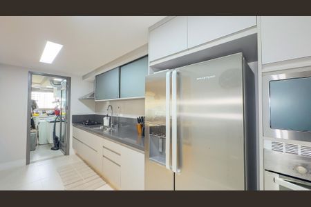 Apartamento à venda com 131m², 3 quartos e 2 vagas Apartamento à venda com 131m², 3 quartos e 2 vagasCozinha e Área de Serviço