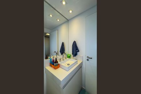 Apartamento à venda com 131m², 3 quartos e 2 vagas Apartamento à venda com 131m², 3 quartos e 2 vagasBanheiro da Suíte 3