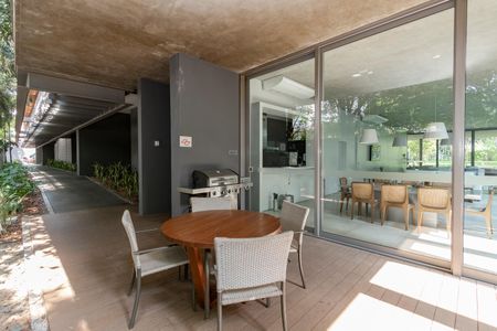 Apartamento à venda com 131m², 3 quartos e 2 vagas Apartamento à venda com 131m², 3 quartos e 2 vagasChurrasqueira