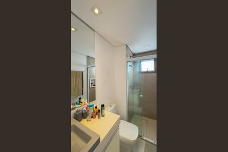 Apartamento à venda com 131m², 3 quartos e 2 vagas Apartamento à venda com 131m², 3 quartos e 2 vagasBanheiro da Suíte 2