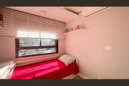 Apartamento à venda com 131m², 3 quartos e 2 vagas Apartamento à venda com 131m², 3 quartos e 2 vagasQuarto Suíte
