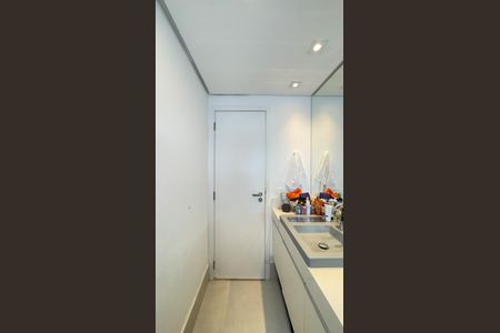 Apartamento à venda com 131m², 3 quartos e 2 vagas Apartamento à venda com 131m², 3 quartos e 2 vagasBanheiro da Suíte 2