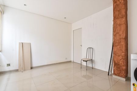 Sala de casa à venda com 2 quartos, 250m² em Jardim da Gloria, São Paulo