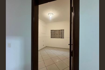 Casa para alugar com 150m², 3 quartos e 2 vagas