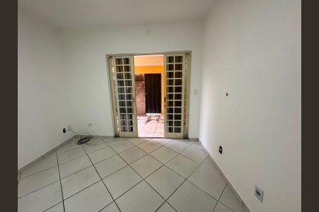 Casa para alugar com 150m², 3 quartos e 2 vagas