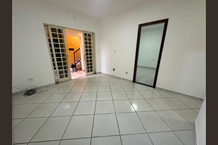Casa para alugar com 3 quartos, 150m² em Pindorama, Belo Horizonte