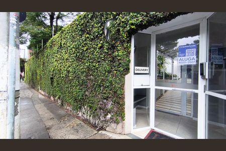 Studio para alugar com 36m², 1 quarto e 1 vaga Studio para alugar com 36m², 1 quarto e 1 vagaFachada + Plaquinha