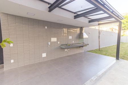 Apartamento à venda com 61m², 2 quartos e 1 vaga Apartamento à venda com 61m², 2 quartos e 1 vagaÁrea comum - Churrasqueira