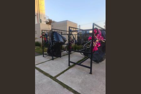 Apartamento para alugar com 32m², 2 quartos e 1 vaga Apartamento para alugar com 32m², 2 quartos e 1 vagaBicicletário