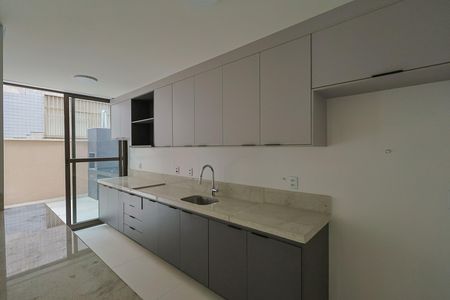 Apartamento para alugar com 119m², 3 quartos e 2 vagas