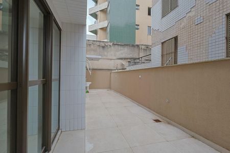 Apartamento para alugar com 119m², 3 quartos e 2 vagas