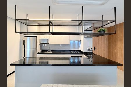 Apartamento para alugar com 78m², 2 quartos e 2 vagasCozinha 