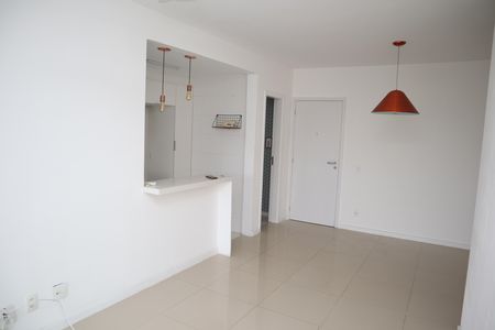 SALA de apartamento para alugar com 2 quartos, 82m² em Recreio dos Bandeirantes, Rio de Janeiro