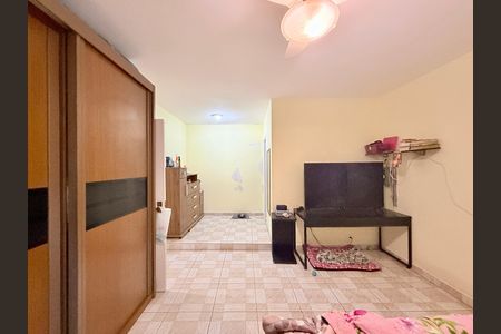 Casa à venda com 221m², 2 quartos e 3 vagas Casa à venda com 221m², 2 quartos e 3 vagasSuíte 2