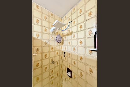 Casa à venda com 221m², 2 quartos e 3 vagas Casa à venda com 221m², 2 quartos e 3 vagasBanheiro Suíte 2