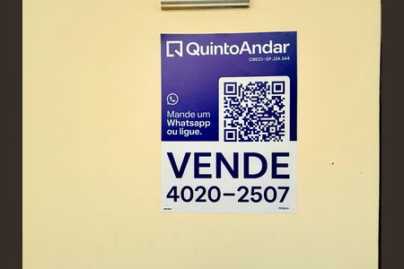 Casa à venda com 221m², 2 quartos e 3 vagas Casa à venda com 221m², 2 quartos e 3 vagasPlaca