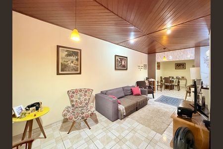 Sala de casa à venda com 2 quartos, 221m² em Santo Amaro, São Paulo