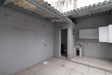 Casa para alugar com 52m², 2 quartos e 1 vaga Casa para alugar com 52m², 2 quartos e 1 vagaÁrea de Serviço