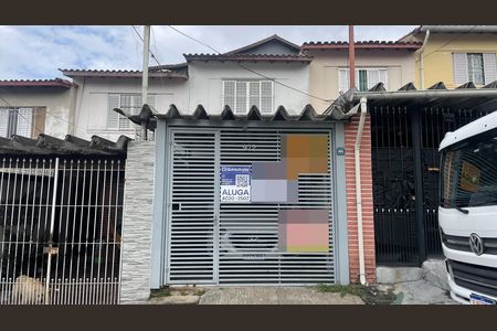 Casa para alugar com 52m², 2 quartos e 1 vaga Casa para alugar com 52m², 2 quartos e 1 vagaFachada+Placa
