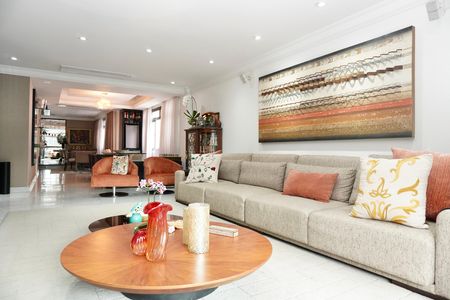 Apartamento à venda com 240m², 4 quartos e 3 vagas Apartamento à venda com 240m², 4 quartos e 3 vagasSala