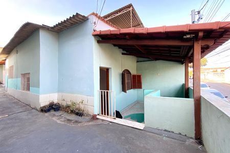 Casa à venda com 206m², 2 quartos e 1 vagaVaranda