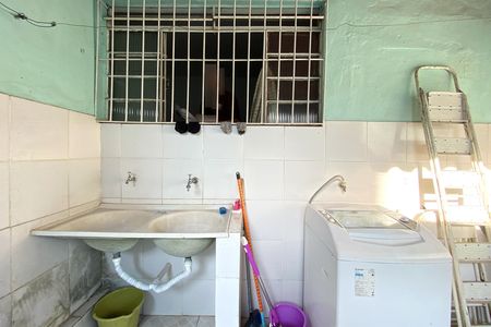 Casa à venda com 206m², 2 quartos e 1 vagaÁrea de Serviço