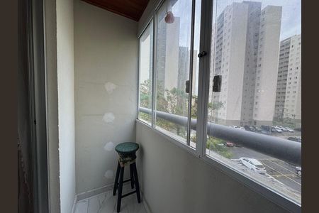 Sacada de apartamento para alugar com 2 quartos, 55m² em Continental, Osasco