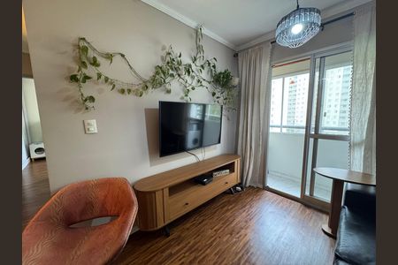 Sala de apartamento para alugar com 2 quartos, 55m² em Continental, Osasco
