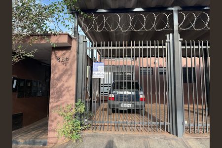 Apartamento para alugar com 80m², 2 quartos e 1 vaga Apartamento para alugar com 80m², 2 quartos e 1 vagaFachada