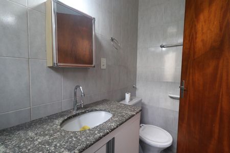 Apartamento para alugar com 80m², 2 quartos e 1 vaga Apartamento para alugar com 80m², 2 quartos e 1 vagaBanheiro da Suíte