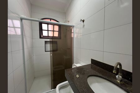 Casa à venda com 100m², 2 quartos e 1 vaga Casa à venda com 100m², 2 quartos e 1 vagaBanheiro Social