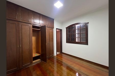 Quarto Suíte de casa para alugar com 3 quartos, 83m² em Itapoã, Belo Horizonte