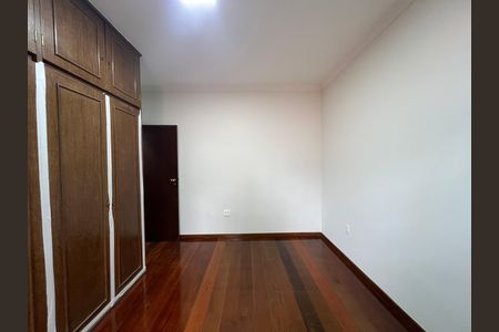 Casa à venda com 100m², 2 quartos e 1 vaga Casa à venda com 100m², 2 quartos e 1 vagaQuarto 3