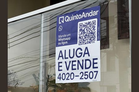 Casa à venda com 100m², 2 quartos e 1 vaga Casa à venda com 100m², 2 quartos e 1 vagaPlaca QuintoAndar