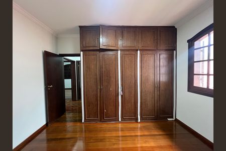 Casa à venda com 100m², 2 quartos e 1 vaga Casa à venda com 100m², 2 quartos e 1 vagaQuarto 2