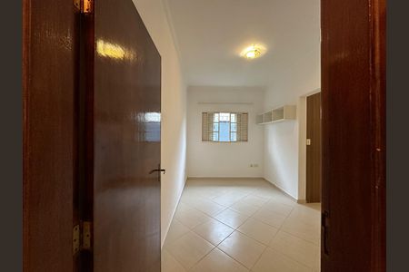 Casa para alugar com 200m², 3 quartos e 2 vagas Casa para alugar com 200m², 3 quartos e 2 vagasSuíte 1