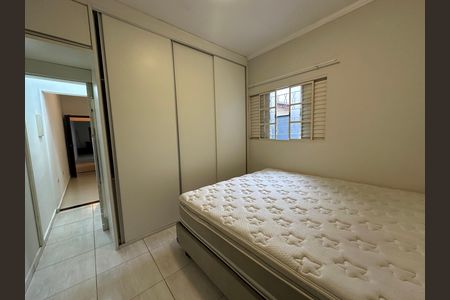 Casa para alugar com 200m², 3 quartos e 2 vagas Casa para alugar com 200m², 3 quartos e 2 vagasSuíte 2