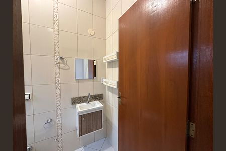 Casa para alugar com 200m², 3 quartos e 2 vagas Casa para alugar com 200m², 3 quartos e 2 vagasBanheiro da Suíte 1