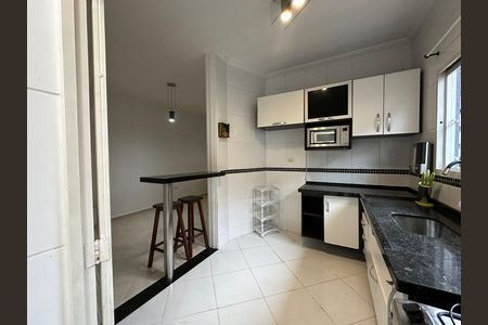 Casa para alugar com 200m², 3 quartos e 2 vagas Casa para alugar com 200m², 3 quartos e 2 vagasCozinha