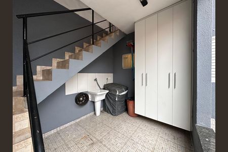 Casa para alugar com 200m², 3 quartos e 2 vagas Casa para alugar com 200m², 3 quartos e 2 vagasÁrea de Serviço