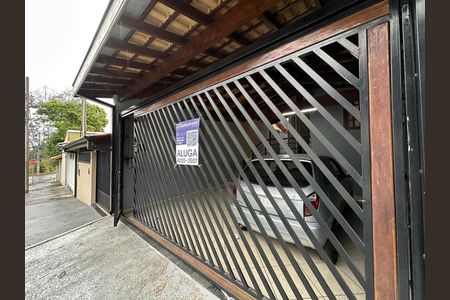 Casa para alugar com 200m², 3 quartos e 2 vagasFachada