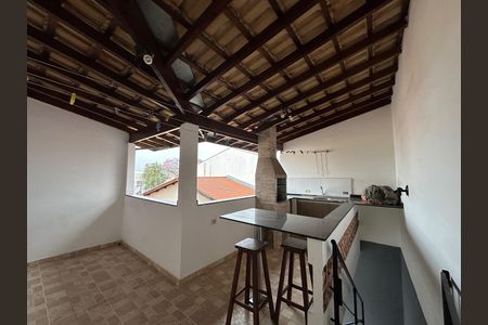 Casa para alugar com 200m², 3 quartos e 2 vagas Casa para alugar com 200m², 3 quartos e 2 vagasÁrea externa