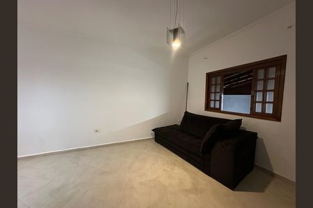 Casa para alugar com 200m², 3 quartos e 2 vagas Casa para alugar com 200m², 3 quartos e 2 vagasSala