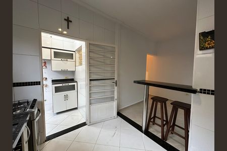 Casa para alugar com 200m², 3 quartos e 2 vagas Casa para alugar com 200m², 3 quartos e 2 vagasCozinha