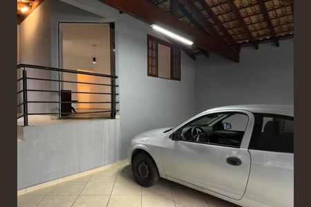 Casa para alugar com 200m², 3 quartos e 2 vagas Casa para alugar com 200m², 3 quartos e 2 vagasGaragem