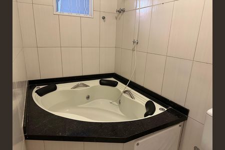 Casa para alugar com 200m², 3 quartos e 2 vagas Casa para alugar com 200m², 3 quartos e 2 vagasBanheiro da Suíte 2