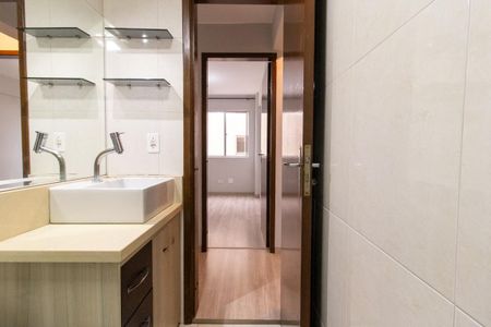 Apartamento para alugar com 56m², 3 quartos e 1 vaga Apartamento para alugar com 56m², 3 quartos e 1 vagaBanheiro Social