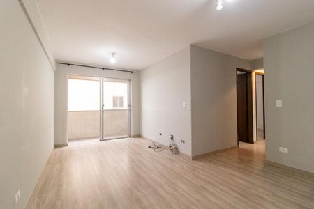 Sala de apartamento para alugar com 3 quartos, 56m² em Novo Mundo, Curitiba